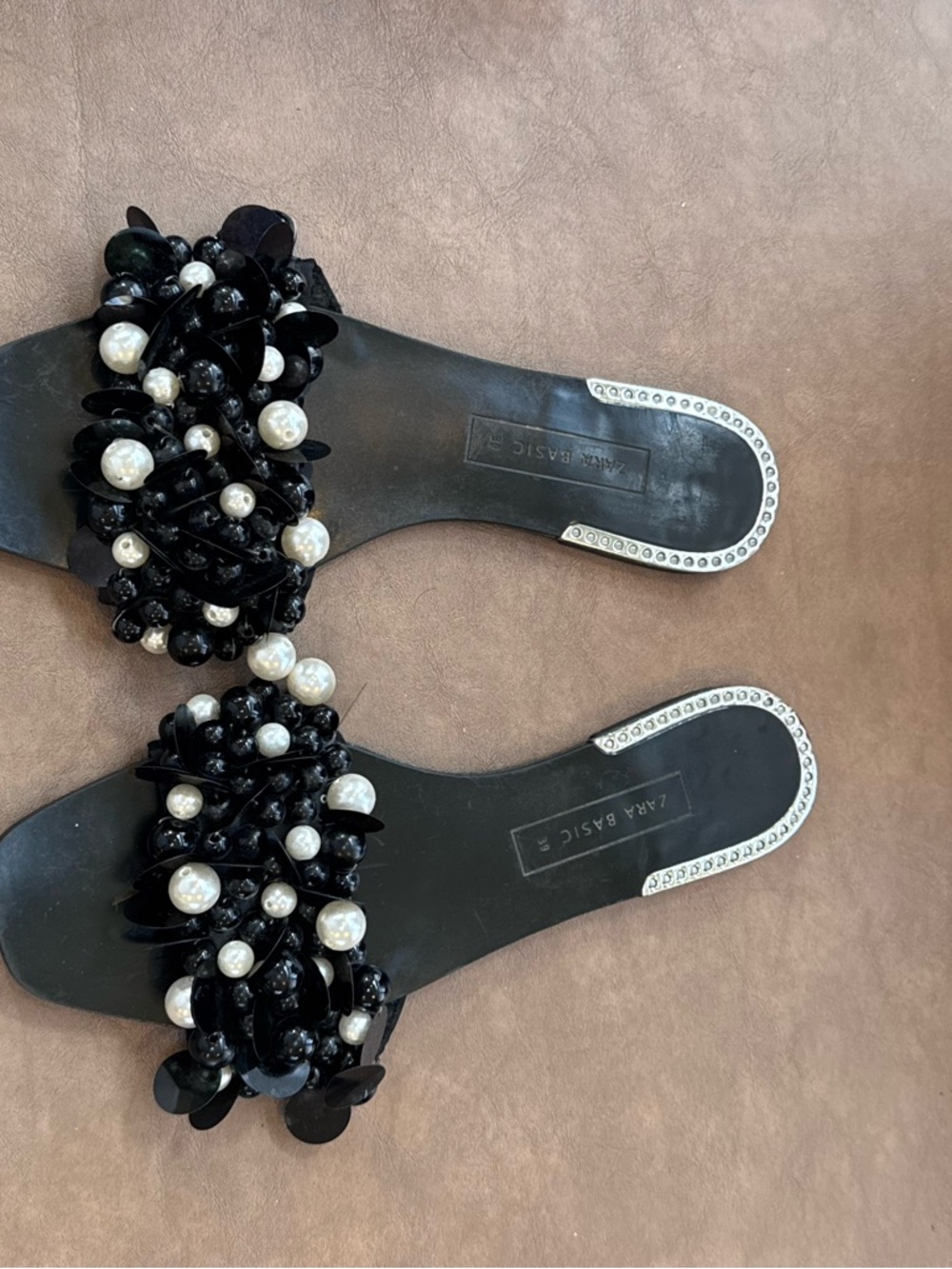 Zara Black sequin & Pearl Bead Embellished Slide Sandals, size 39 - Picture 2 of 4